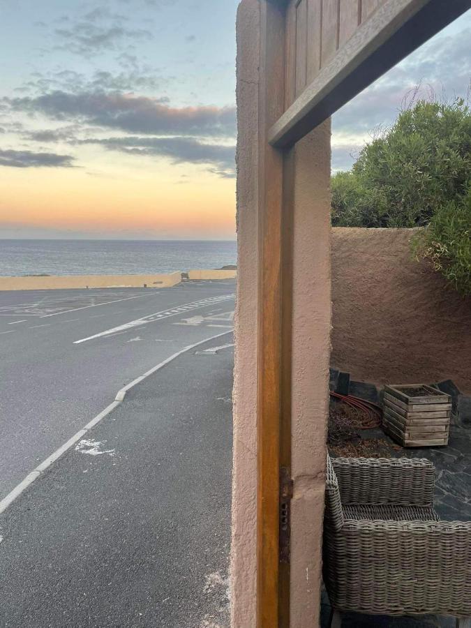 Magical House In Front Of A Sunrise Beach El Médano Exterior photo